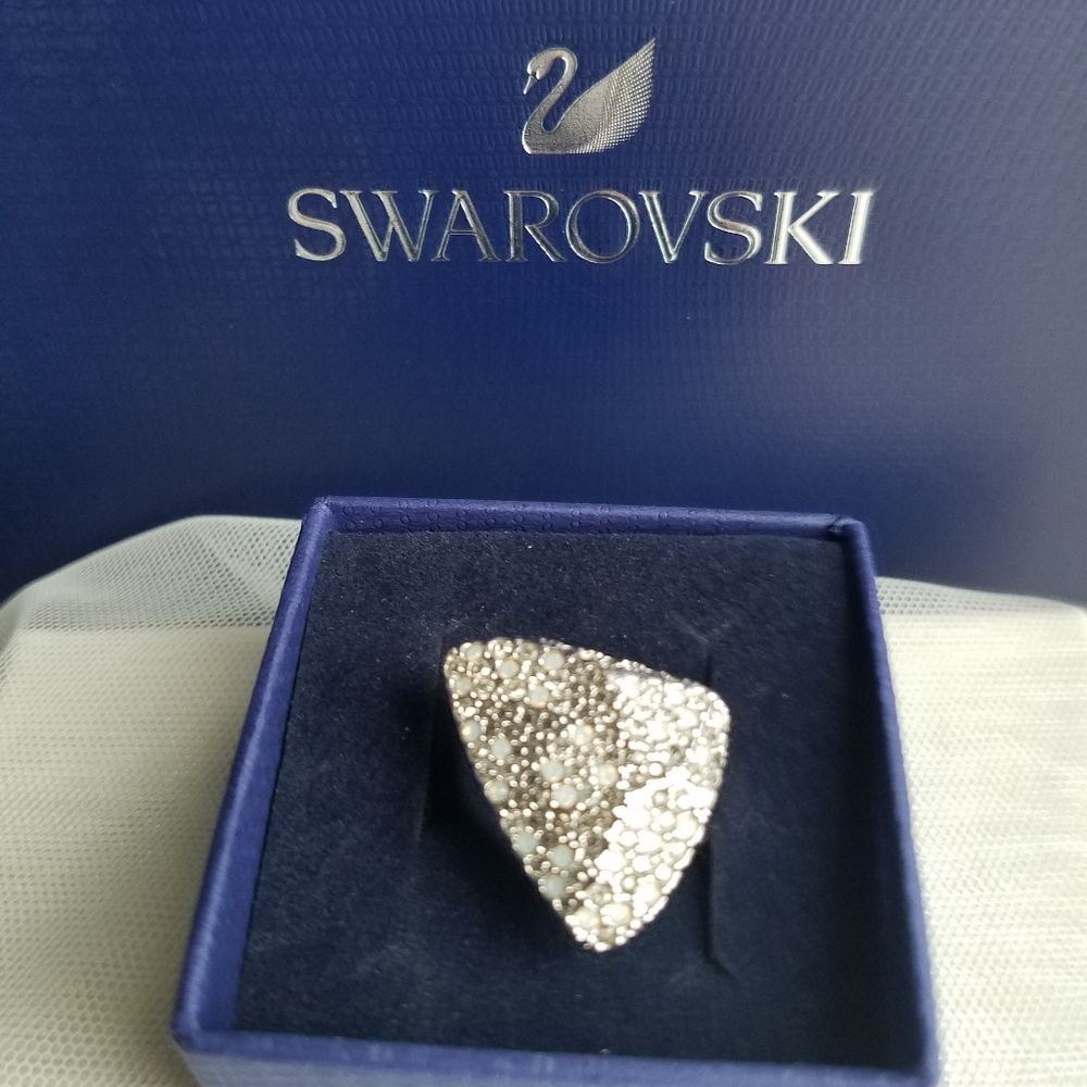 Authentic Swarovski Triangle Pave Contemporary Ri… - image 5